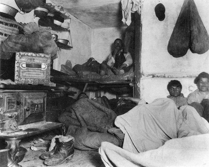 Jacob Riis Documents Tenement Life